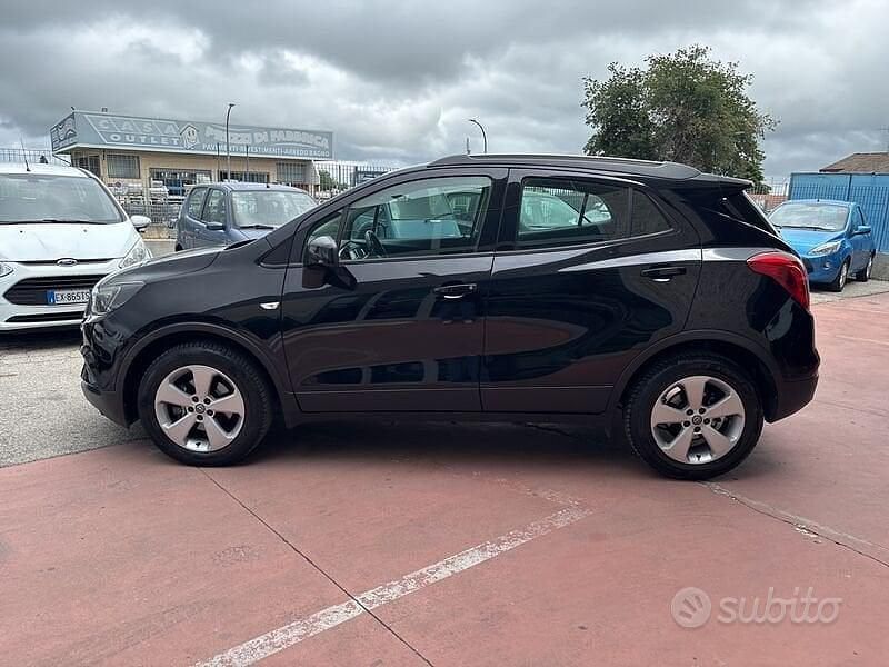 Usata Opel Mokka 110 CV (80 kW) 2017 Nero SUV