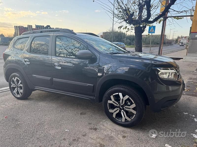 Nouvelle Dacia Duster Journey 116 ch (85 kW) 2025 Gris SUV