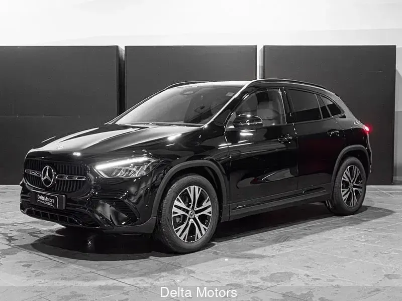 Nuova Mercedes GLA200 Advanced 150 CV (110 kW) 2026 Nero SUV