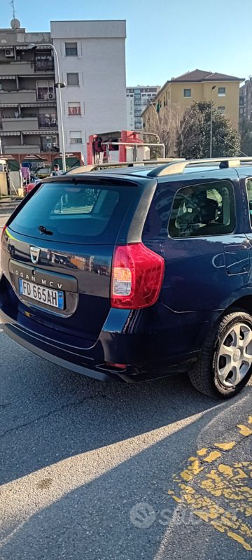 Blu Usata 2016 Dacia Logan Tre volumi | 4800 € - Immagine 1/4