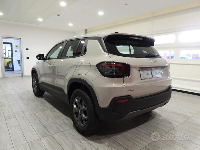 Nuova Jeep Avenger Longitude 100 CV (73 kW) 2025 SUV