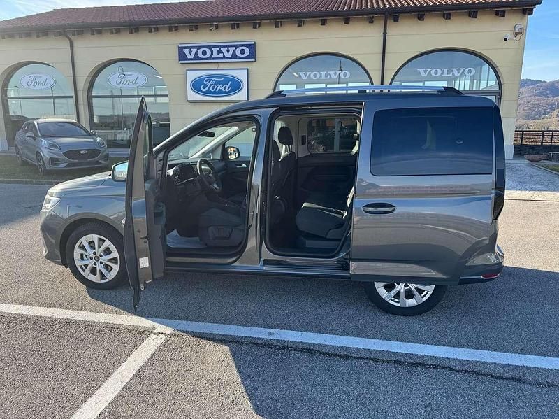 Nuova Ford Tourneo Connect Titanium 122 CV (89 kW) 2025 Graphite grey Monovolume