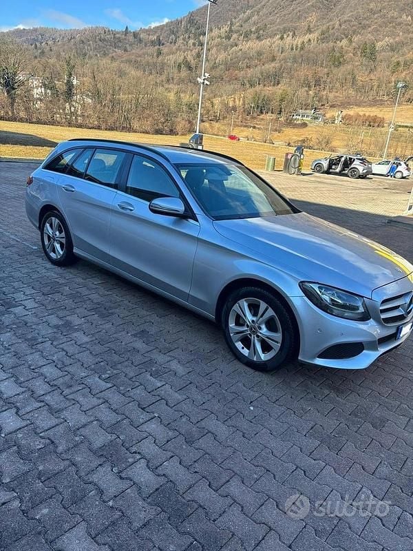 Usata Mercedes C200 Business 136 CV (100 kW) 2017 Grigio Station wagon