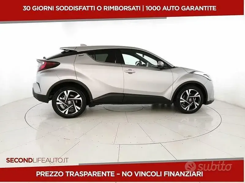 Usata Toyota C-HR Trend 122 CV (89 kW) 2022 Grigio SUV