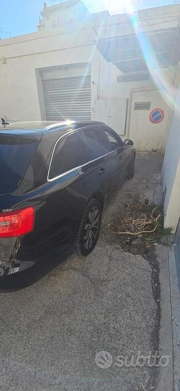 Usado Audi A6 177 CV (130 kW) 2014 Negro Familiar