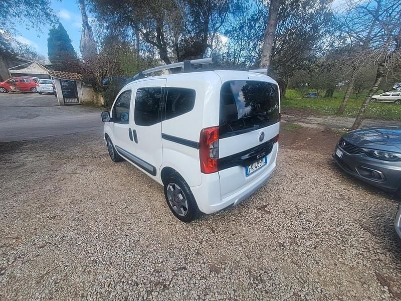 Usata Fiat Qubo Trekking 80 CV (58 kW) 2017 Bianco Monovolume