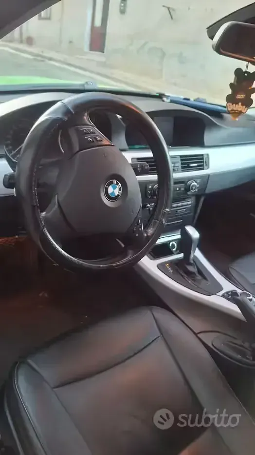 Usata BMW 320 177 CV (130 kW) 2009 Verde Station wagon