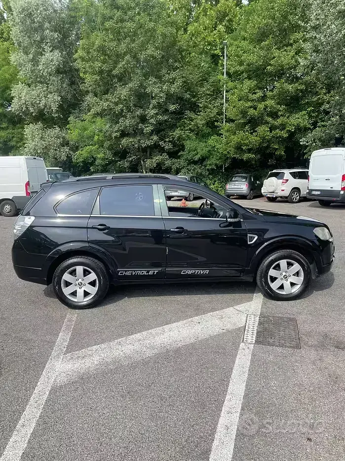 Usata Chevrolet Captiva Sport 150 CV (110 kW) 2008 Nero SUV