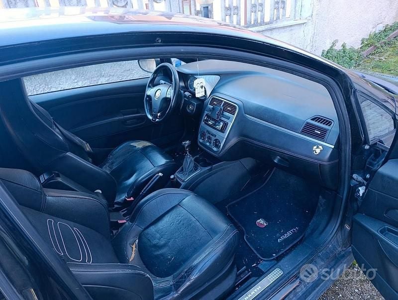 Usata Abarth Grande Punto 155 CV (114 kW) 2008 Nero Utilitaria