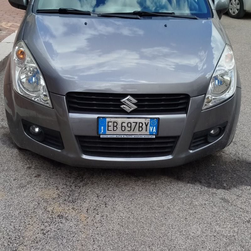 Grigio Usata 2010 Suzuki Splash Due volumi | 2900 € (Ottimo prezzo) - Immagine 1/4