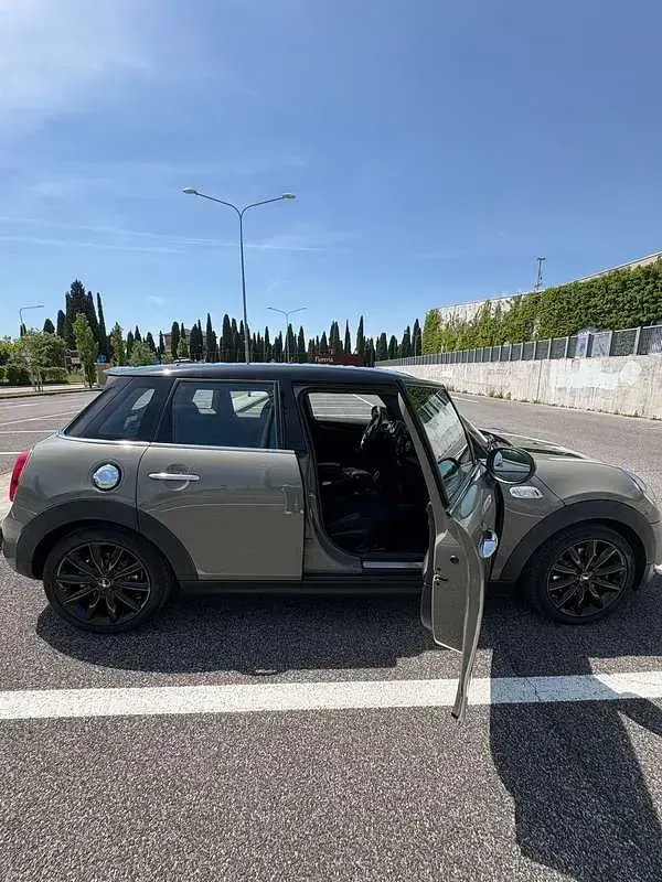 Usata Mini Cooper S Hype 192 CV (141 kW) 2018 Utilitaria