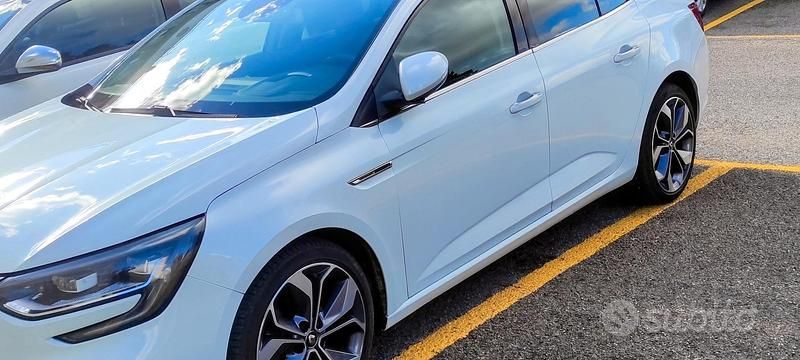 Usata Renault Mégane IV 98 CV (72 kW) 2019 Coupé