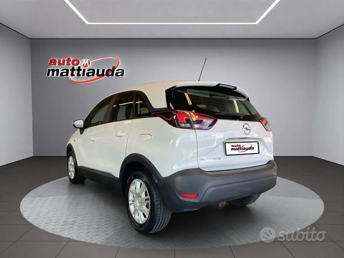 Usata Opel Crossland X 82 CV (60 kW) 2017 Bianca SUV