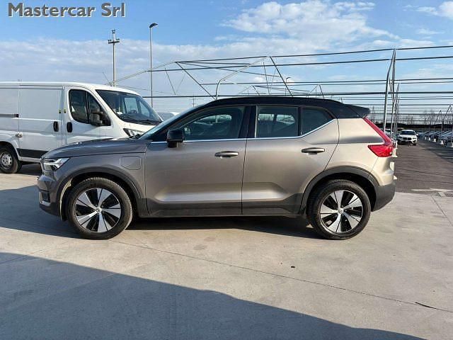 Usata Volvo XC40 Inscription 179 CV (131 kW) 2021 Argento SUV