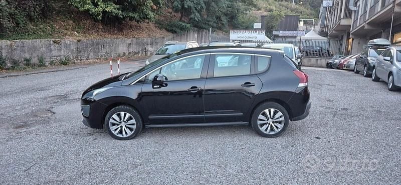 Usata Peugeot 3008 120 CV (88 kW) 2016 Nero SUV