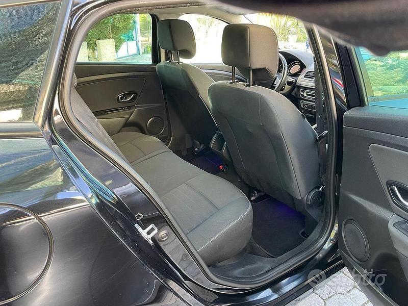 Usata Renault Mégane GrandTour 110 CV (80 kW) 2015 Nero Station wagon