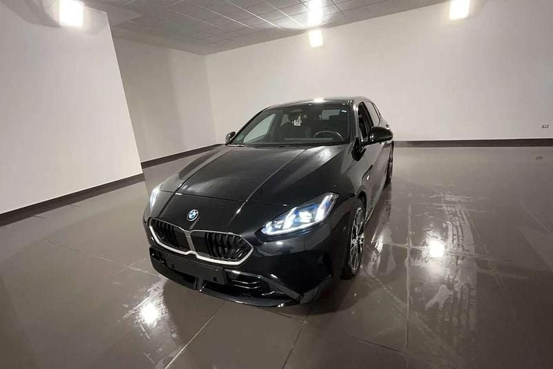 Usata BMW 118 M Sport 150 CV (110 kW) 2025 Nero Utilitaria