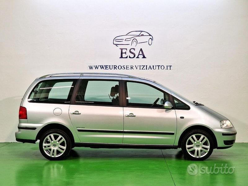 Usata VW Sharan Freestyle 140 CV (102 kW) 2008 Grigio Monovolume
