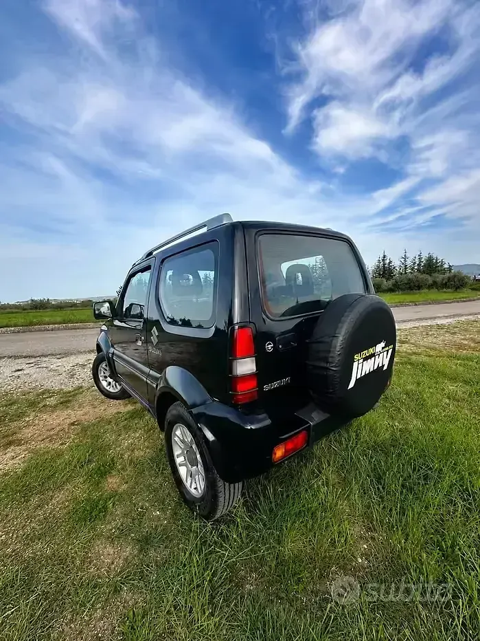 Occasion Suzuki Jimny 85 PK (62 kW) 2008 Zwart SUV