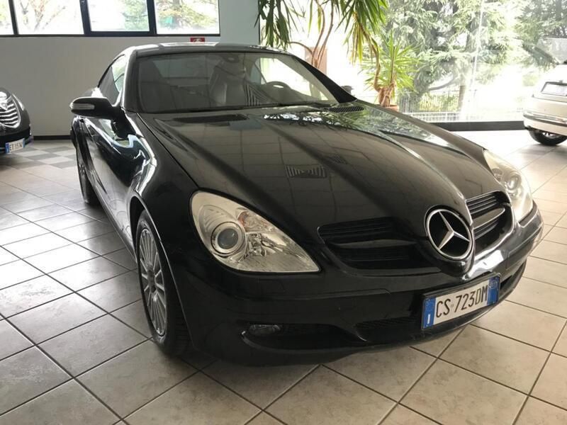 Usata Mercedes SLK200 163 CV (119 kW) 2005 Nero Cabrio
