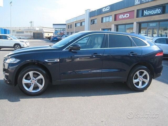 Usata Jaguar F-Pace Prestige 180 CV (132 kW) 2020 Blu SUV