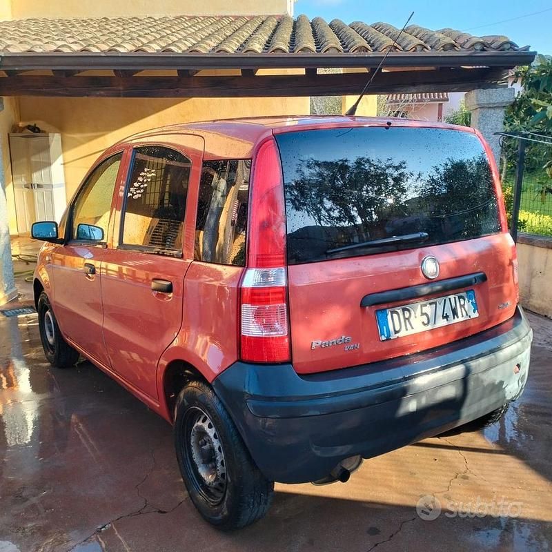 Usata Fiat Panda 70 CV (51 kW) 2008 Rosso Utilitaria