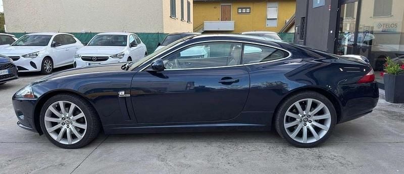 Usata Jaguar XK 296 CV (217 kW) 2006 Blu/azzurro Coupé