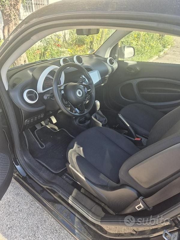 Begagnad Smart ForFour 2018 Halvkombi