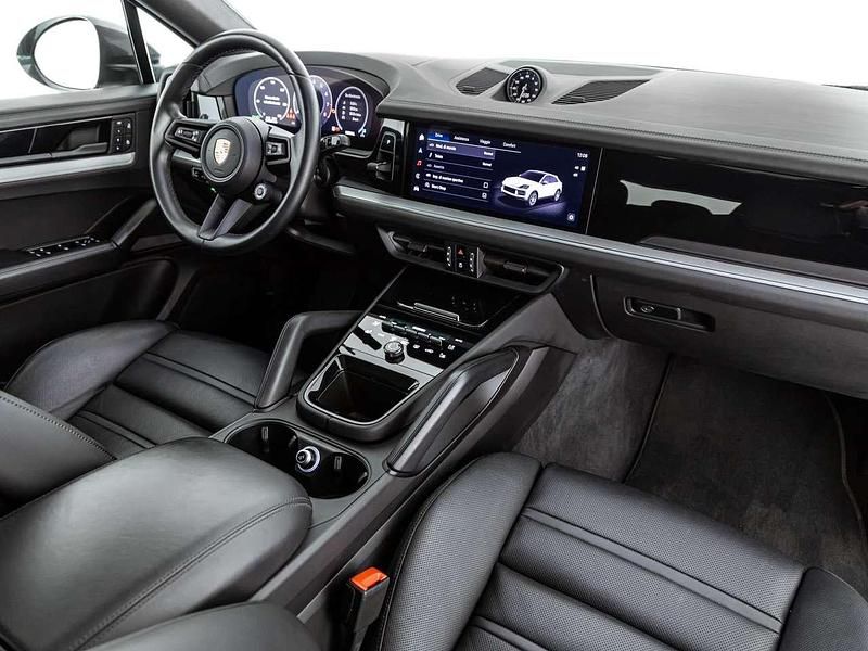 Usata Porsche Cayenne 475 CV (349 kW) 2024 Grigio SUV