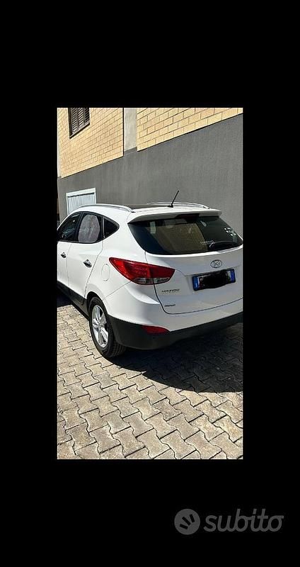Usata Hyundai ix35 Comfort 116 CV (85 kW) 2012 Bianco SUV
