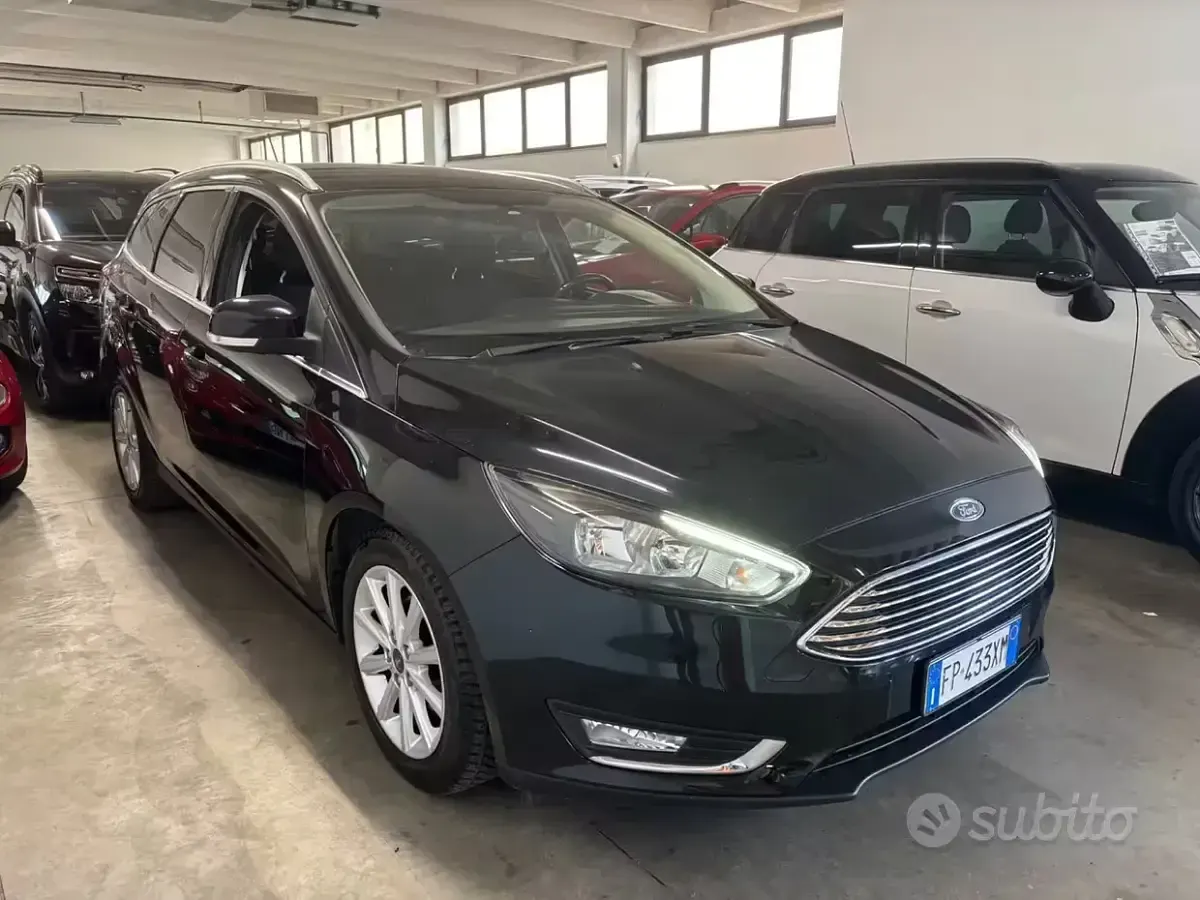 Usata Ford Focus Titanium 120 CV (88 kW) 2018 Nero Station wagon