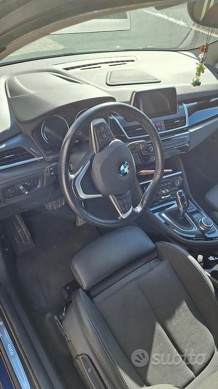 Usata BMW 218 Gran Tourer Sport Line 150 CV (110 kW) 2018 Blu/azzurro Monovolume