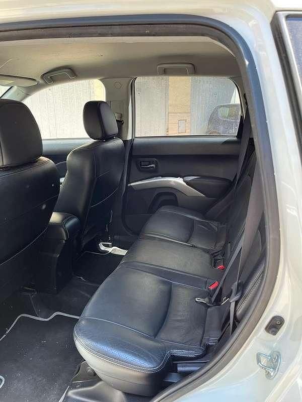 Usata Peugeot 4007 156 CV (114 kW) 2009 Bianco SUV