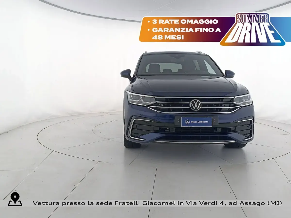 Usata VW Tiguan Allspace R-line 150 CV (110 kW) 2023 Atlantic blue metallizzato SUV