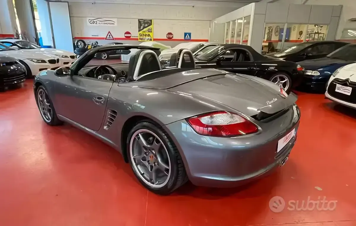 Usata Porsche Boxster 239 CV (175 kW) 2005 Grigio Cabrio