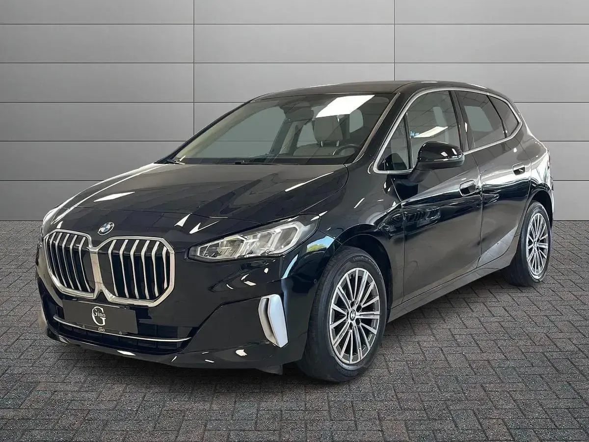 Usata BMW 218 Active Tourer Luxury Line 150 CV (110 kW) 2023 Monovolume