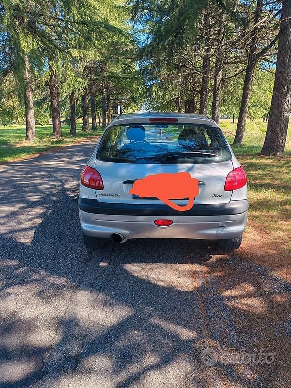 Usata Peugeot 206 60 CV (44 kW) 2000 Grigio Utilitaria