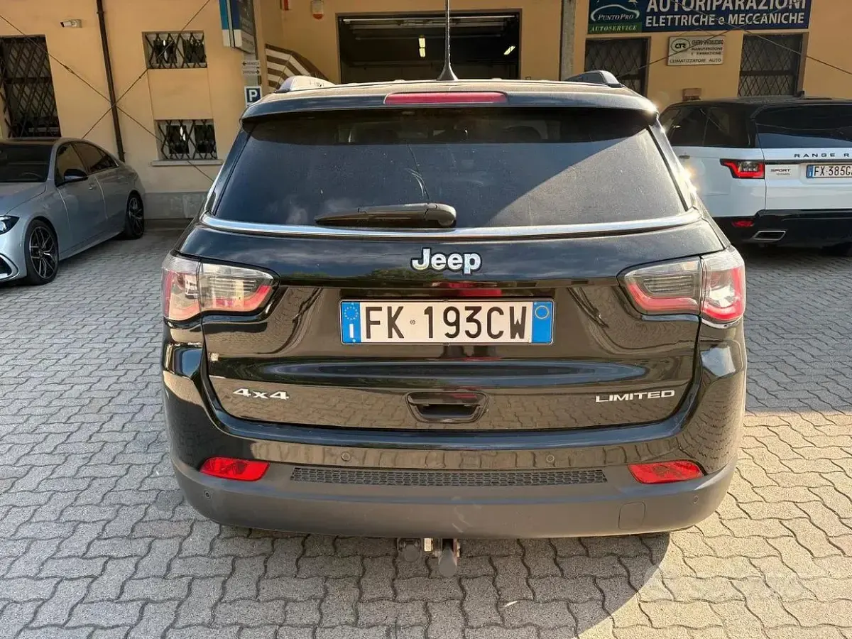 Usata Jeep Compass Opening Edition 140 CV (102 kW) 2017 SUV