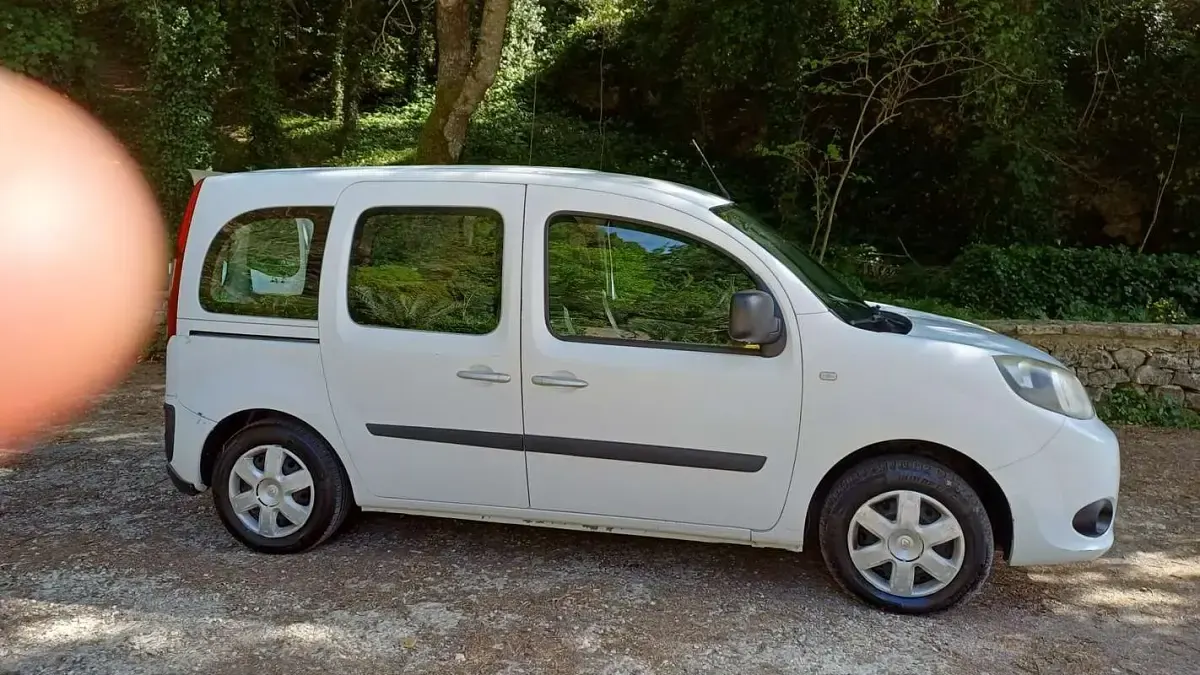 Usata Renault Kangoo 65 CV (47 kW) 2013 Bianco Monovolume
