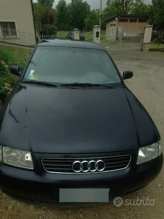 Usata Audi A3 110 CV (80 kW) 2000 Blu Utilitaria