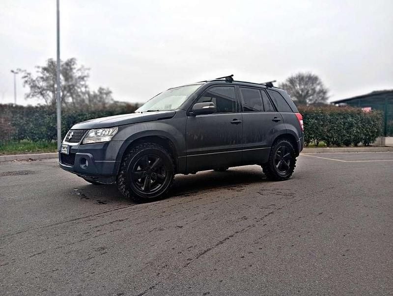 Usata Suzuki Grand Vitara 129 CV (94 kW) 2011 SUV
