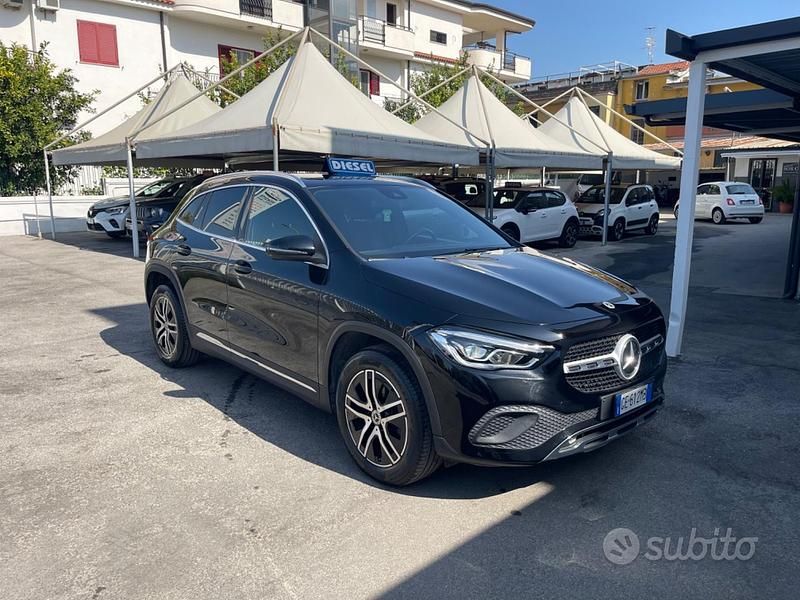 Usata Mercedes GLA200 149 CV (109 kW) 2021 Nero SUV