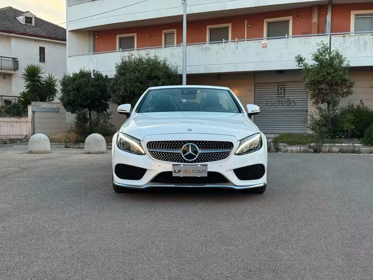 Usata Mercedes C220 Premium 170 CV (125 kW) 2017 Bianco Cabrio
