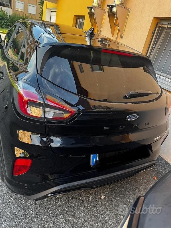 Usata Ford Puma ST-Line X 125 CV (91 kW) 2023 Nero Berlina