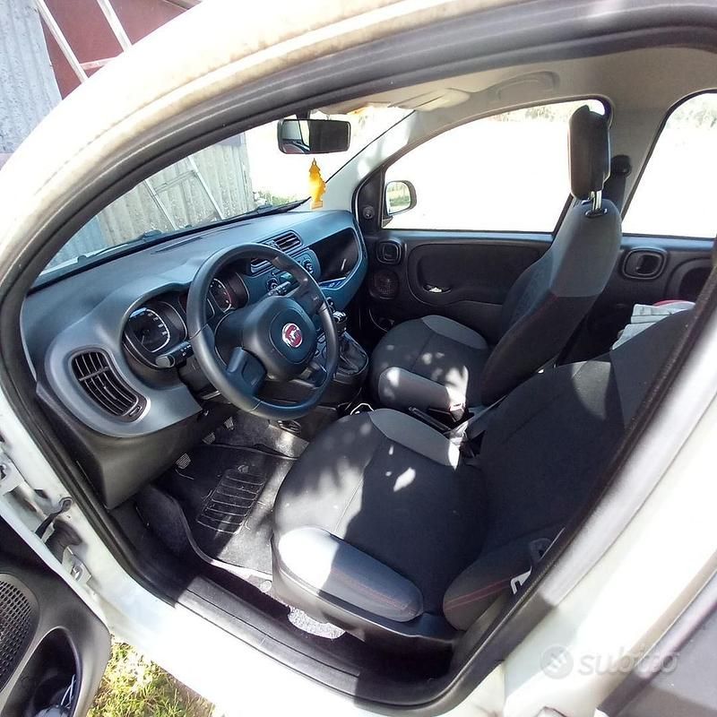 Usata Fiat Panda 85 CV (62 kW) 2018 Bianco Utilitaria