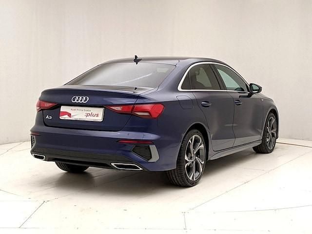 Usata Audi A3 S-Line 116 CV (85 kW) 2023 Blu navarra metallizzato Berlina