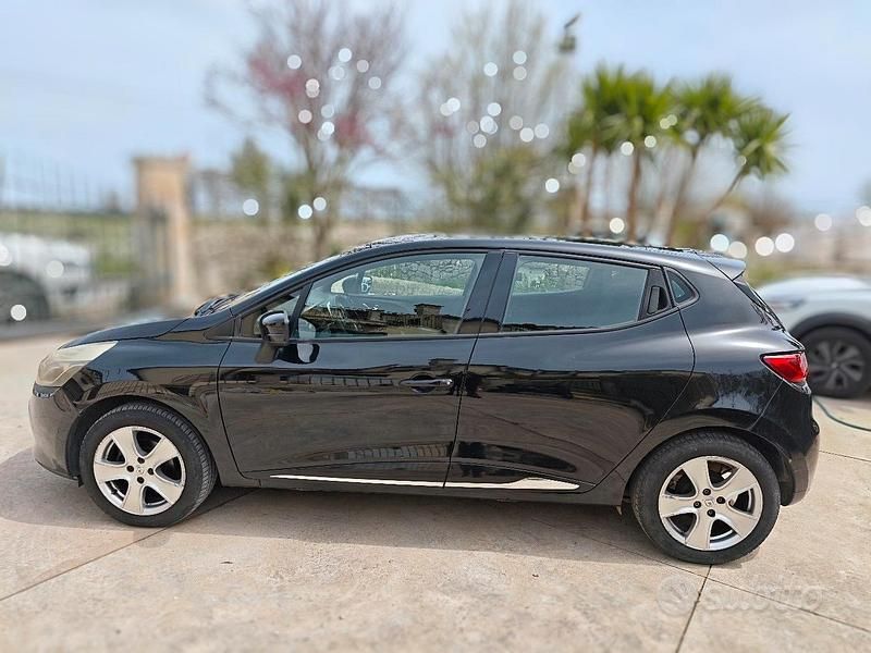 Usata Renault Clio IV 75 CV (55 kW) 2014 Nero Utilitaria