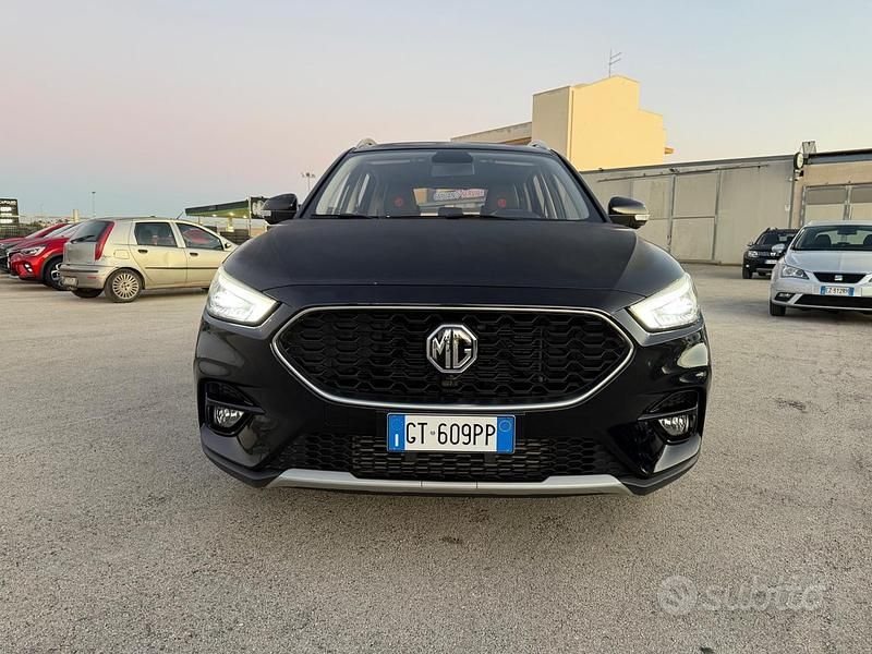 Usata MG ZS Luxury 111 CV (81 kW) 2024 Nero SUV