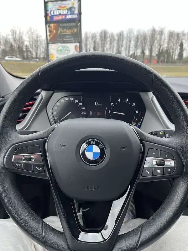 Usata BMW 118 140 CV (102 kW) 2020 Berlina