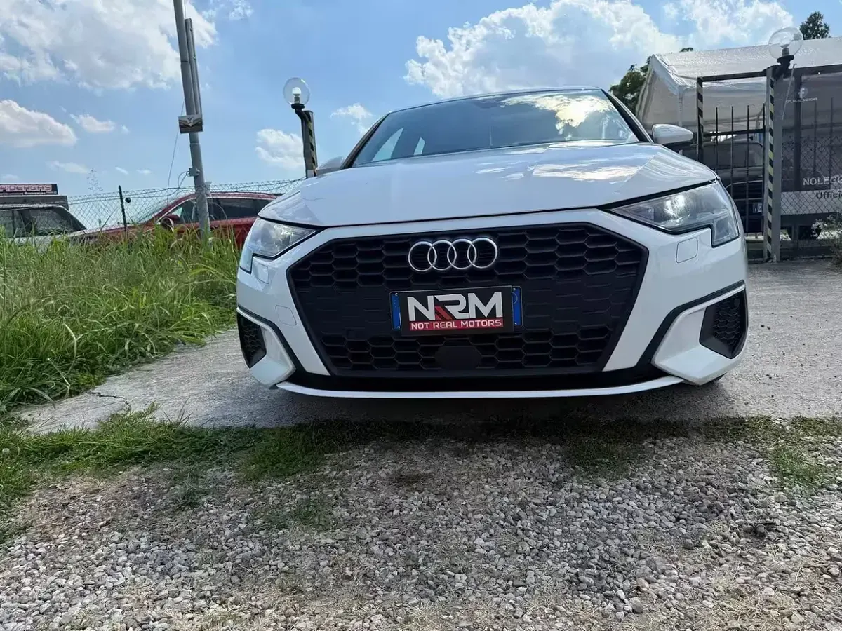 Usata Audi A3 Advanced 116 CV (85 kW) 2022 Bianco Berlina